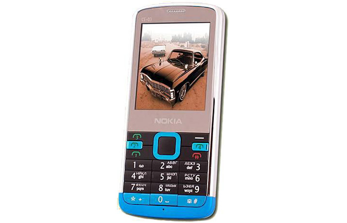 4 сим карты телефон Nokia C5-03 (4SIM + TV)