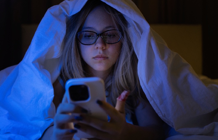 как быть не видимым в вк