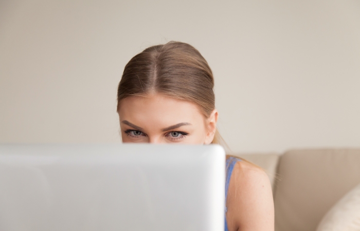 как скрыть онлайн в вк