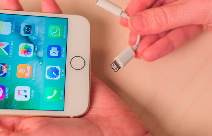 Смартфон Apple iPhone 7 разъем зарядного устройства | apptoday.ru