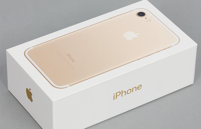 Смартфон Apple iPhone 7 коробка | apptoday.ru