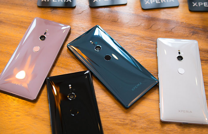Смартфон Sony Xperia XZ2 цветовая палитра | apptoday.ru