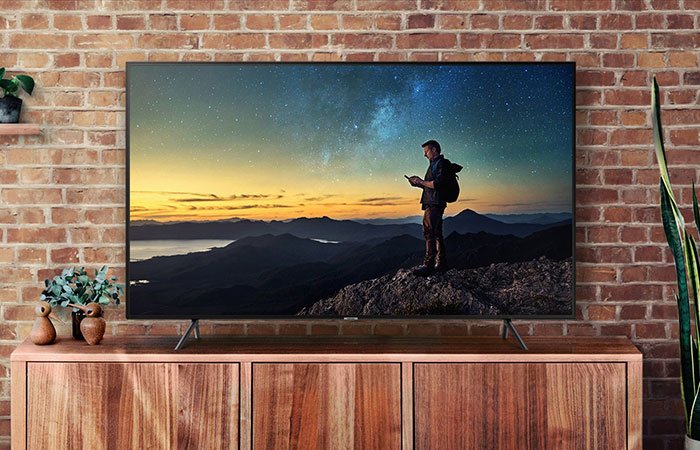 Телевизор Samsung UE40NU7100U в интерьере | apptoday.ru