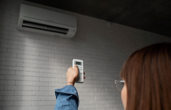 при какой температуре включать кондиционер на обогрев