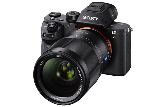 топ беззеркальных фотоаппаратов Sony Alpha ILCE-7RM2 | apptoday.ru
