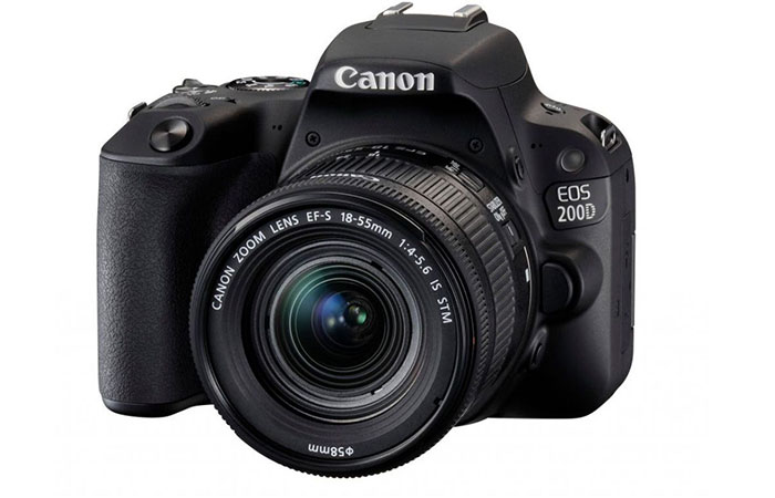 рейтинг зеркальных фотоаппаратов Canon EOS 200D