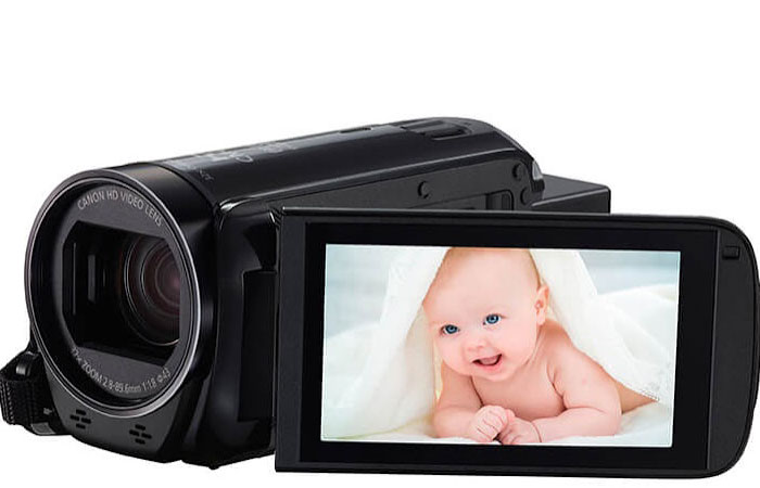 рейтинг видеокамер 2022 года Canon LEGRIA HF R706